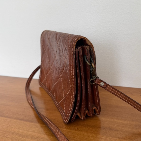 The Bridge Vintage Italian Leather Crossbody Bag Made in Italy - Picture 10 of 11